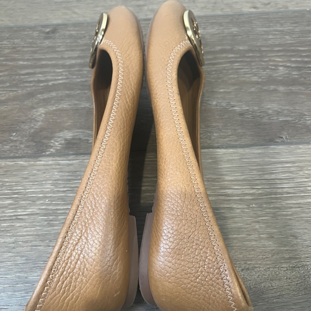 Tory Burch Tumbled Leather Reva Ballet Flats Royal Tan/Gold Size 8 - Picture 8 of 14
